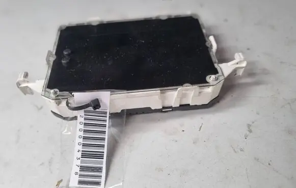 Ford Fiesta Screen/display/small screen 8A6T18B955BJ 0259A V035541