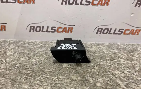 Audi A4 S4 B6 8E 8H Headlight level height control switch 8E2919094