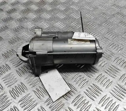 Mercedes-Benz E W238 Starter motor 0001174630 0001174631
