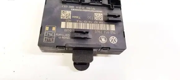 Seat Alhambra (Mk1) Door control unit/module 7N0959794E 7N0959795A