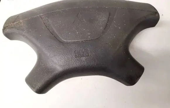Mitsubishi Pajero Sport I Steering wheel airbag
