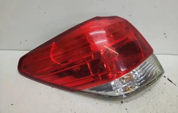 Subaru Outback Rear/tail lights 22020067