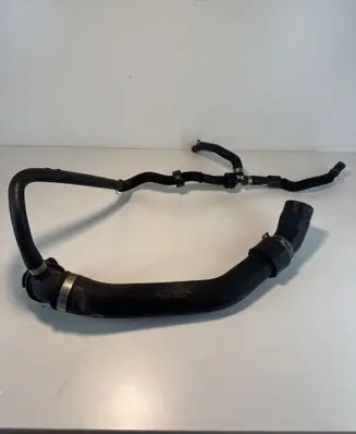 Engine coolant pipe/hose