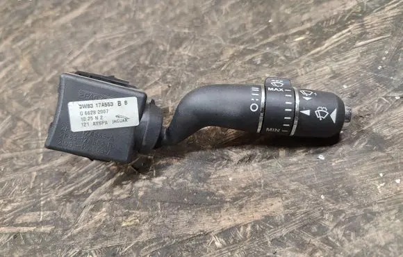 Jaguar XJ X351 Wiper control stalk 8W8317A553BB