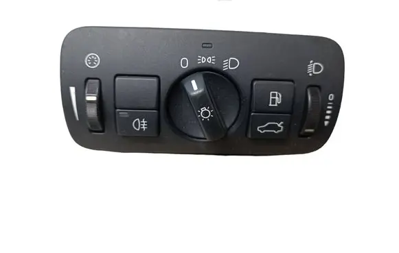 Volvo V70 Light switch 30739413 04066312