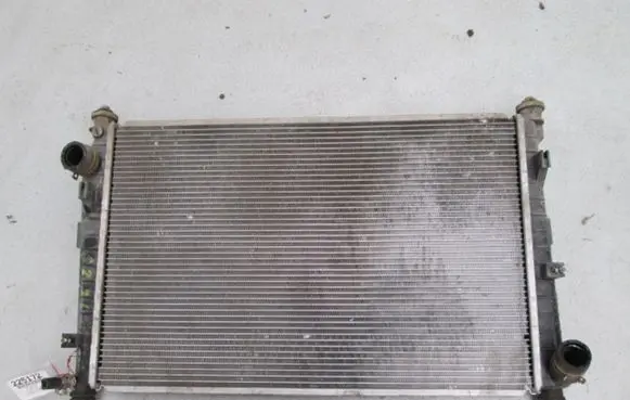 Ford Mondeo MK I Coolant radiator