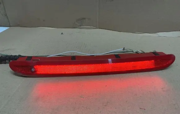Volkswagen Golf VII Third/center stoplight 5K0945087C