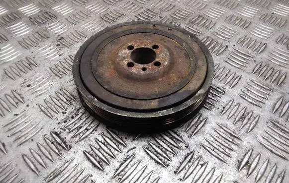 Opel Zafira B Crankshaft pulley 55196301