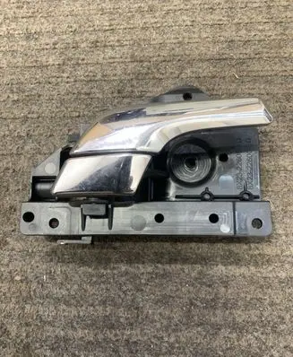 Jaguar XF X250 Front door interior handle 8X2322600AD
