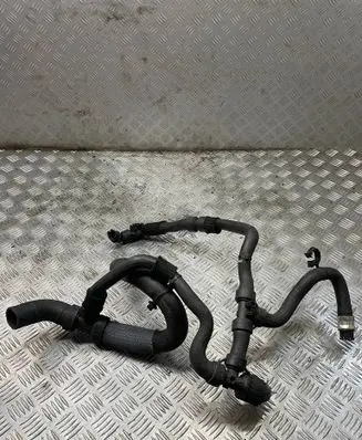 Engine coolant pipe/hose