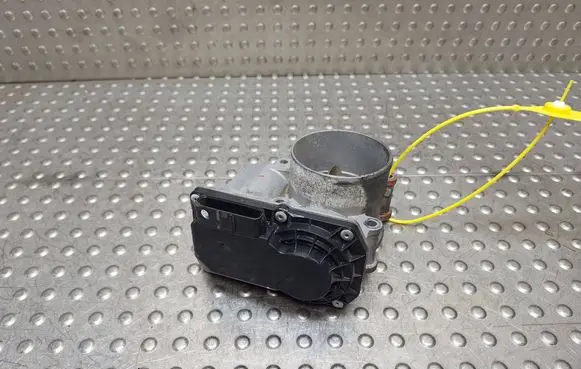 Mitsubishi L200 Throttle body valve 1450A033