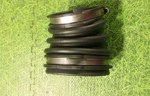BMW X5M E70 other engine part 7590351