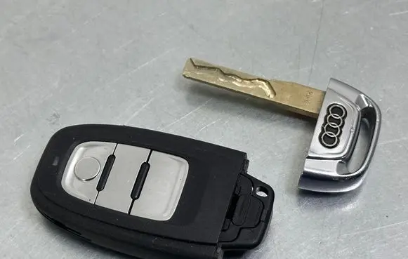 Ignition key/card