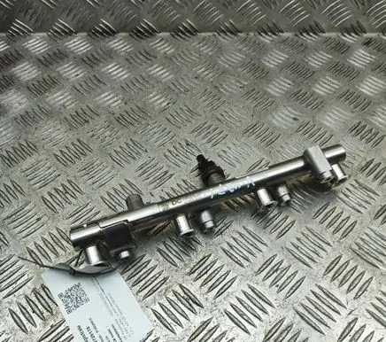 Mercedes-Benz CLA C118 X118 Fuel main line pipe A2820703900