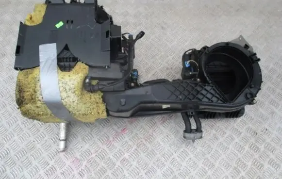 Audi A4 S4 B6 8E 8H Heater blower radiator