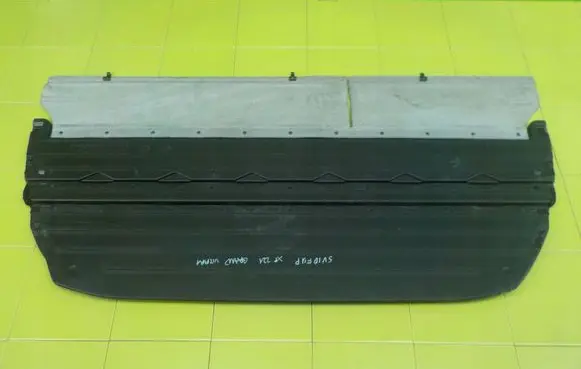 Suzuki Grand Vitara II Parcel shelf XP221