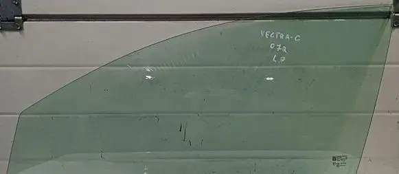 Opel Vectra C Sliding door window/glass 