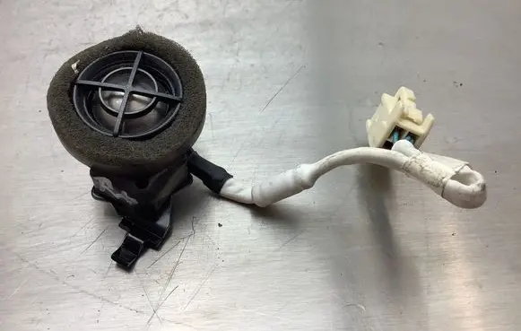 Lexus RX 330 - 350 - 400H Front door speaker 86160