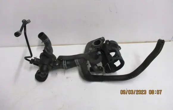 BMW 2 Active Tourer U06 Thermostat/thermostat housing A6512000615