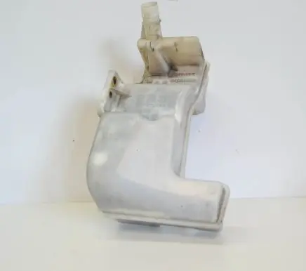 Volkswagen Jetta VI Windshield washer fluid reservoir/tank 5C6955453Q