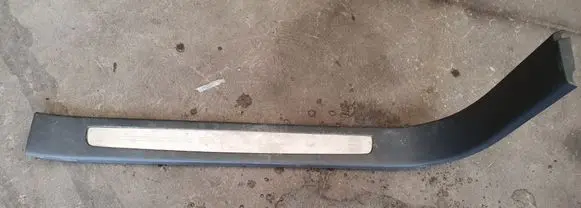 Subaru Tribeca Front sill trim cover 94060XA02A
