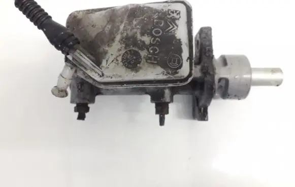 Citroen Xsara Picasso Master brake cylinder 02040212680