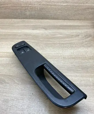 Volkswagen Golf IV Electric window control switch 1J3959857B