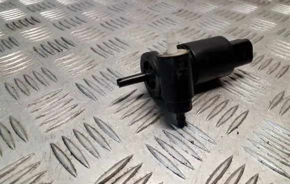 Jeep Grand Cherokee (WK) Windscreen/windshield washer pump 05152075AA