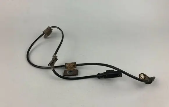 Subaru Outback ABS brake wheel speed sensor 27540AG00