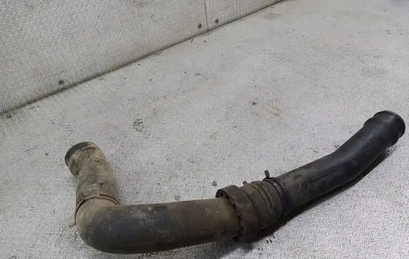 Intercooler hose/pipe
