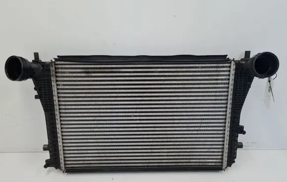 Seat Altea XL Intercooler radiator 1K0145803T