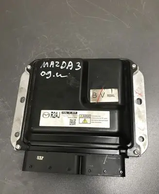 Mazda 3 II Engine control unit/module 2758008374