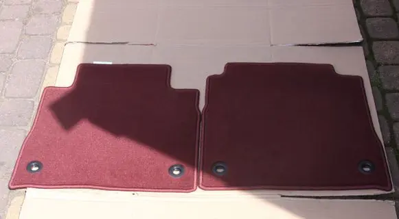 Lexus LS V Car floor mat set PW21050019D0