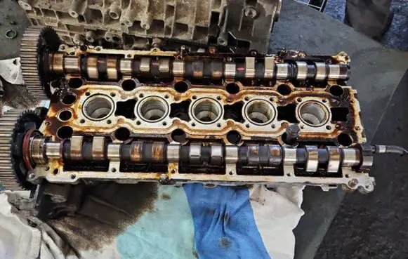 Volvo V50 Engine head 8642289004 IMPRK1431302
