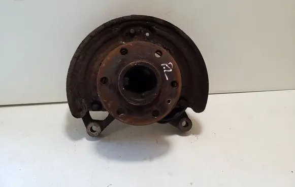 Iveco Daily 6th gen Front wheel hub