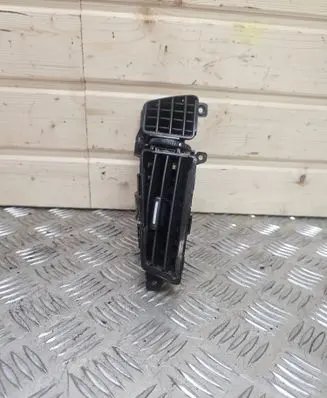 KIA Ceed Dash center air vent grill 974101H000