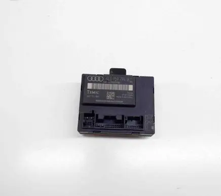 Audi Q7 4L Door control unit/module 4L0910795B 0033TFJ0001