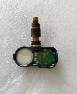 Toyota Yaris Tire pressure sensor PMVC2110 10R035437