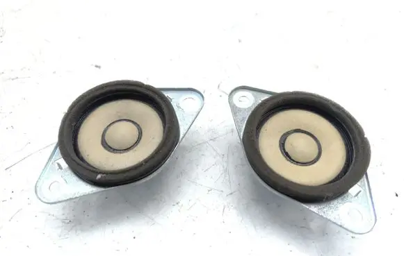 Toyota Prius (XW30) Panel speaker 8616047070