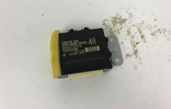 Toyota Mirai Wing mirror control module 8943062010 615241000