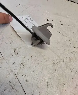 Volvo V70 Sun visor clip/hook/bracket 1234