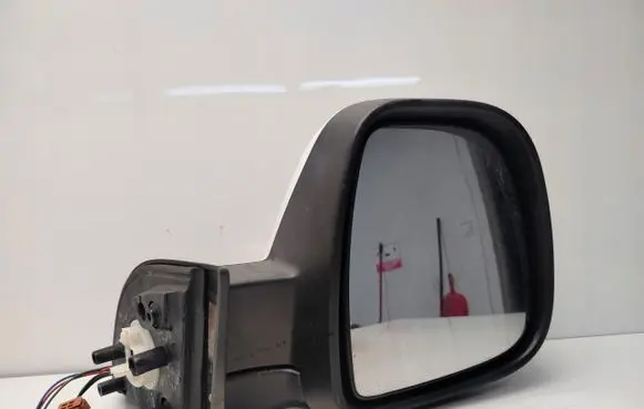 Peugeot Partner Front door electric wing mirror 