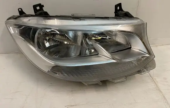 Mercedes-Benz Sprinter W907 W910 Headlight/headlamp A9109060100 90139095AF 7CS2102
