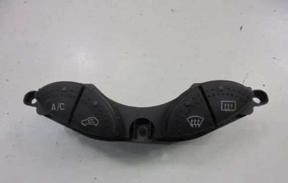 Ford Focus Air conditioning (A/C) switch 98AG19A945CG