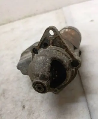 Opel Corsa D Starter motor MSRC519