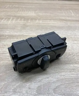 BMW 5 E60 E61 Light switch 6988555