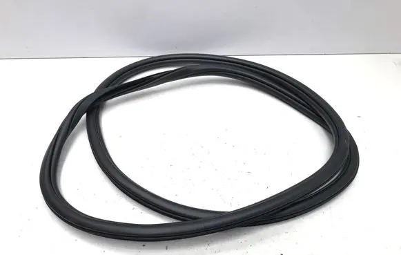 Volvo EX30 Front door rubber seal 80000467 8891893833