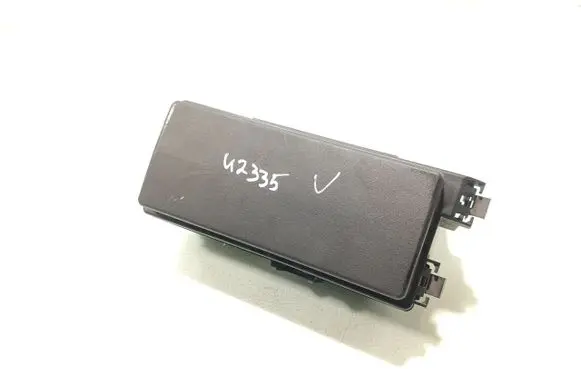 Jeep Grand Cherokee (WK) Fuse box set 04692167AB