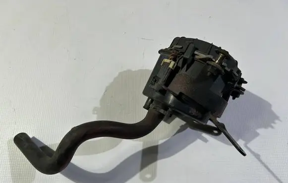 Chevrolet Corvette C5 Secondary air pump 12553628