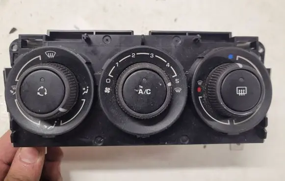 Peugeot 308 Climate control unit T1000220K 69940002